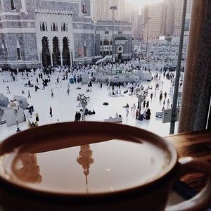 Meet your Posher, Binge